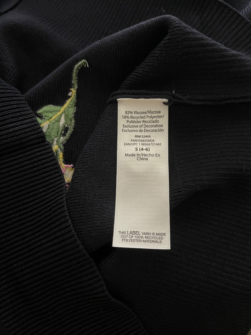 Free Assembly Navy Floral Embroidered Puff Sleeve Cardigan NWT - Picture 12 of 16